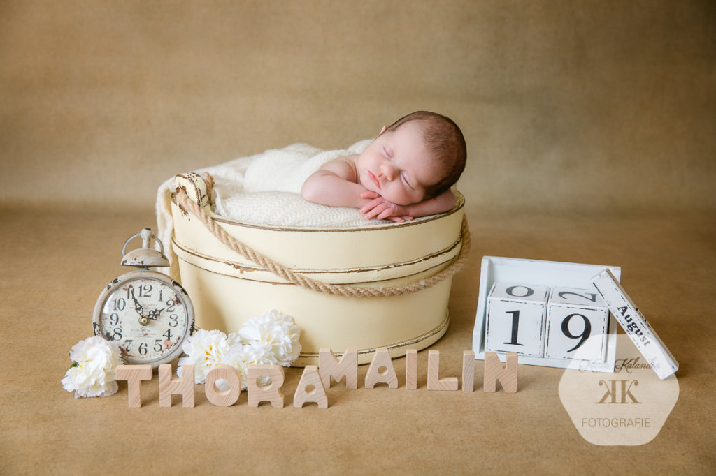 Neugeborenen-Fotoshooting #1